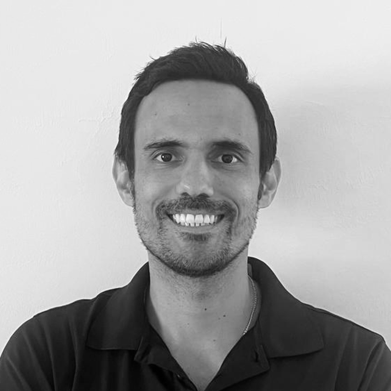 rain-shieldg-gutters-fernando-daza-Regional-Manager