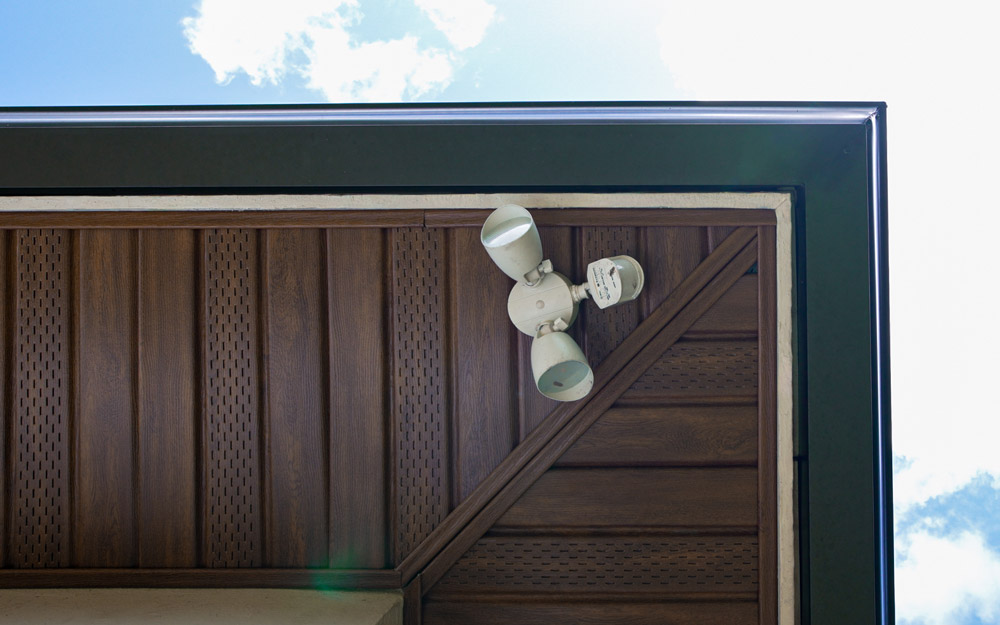 Worthouse-Soffit-Installation